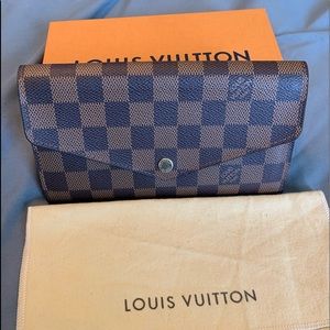 Authentic Louis Vuitton Sarah Wallet Damier Ebene